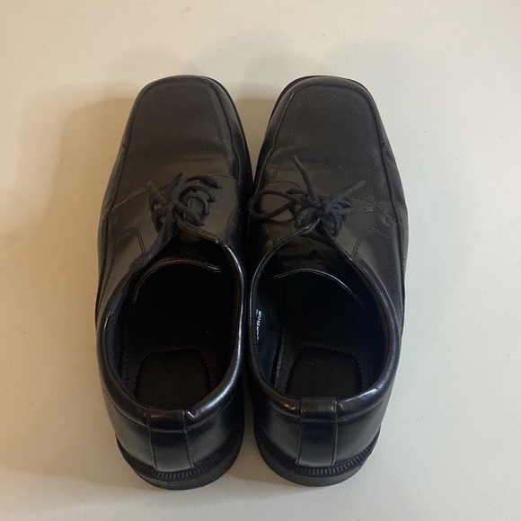 Dexter Leather Lace up Black Shoes - Picture 3 of 5